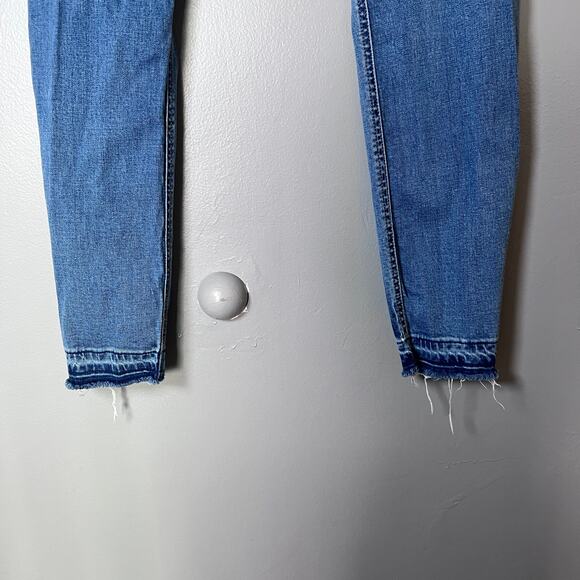 Aéropostale Cheeky Jegging Women’s Size 8 Blue Distressed Skinny Jeans Raw Hem - Picture 11 of 11